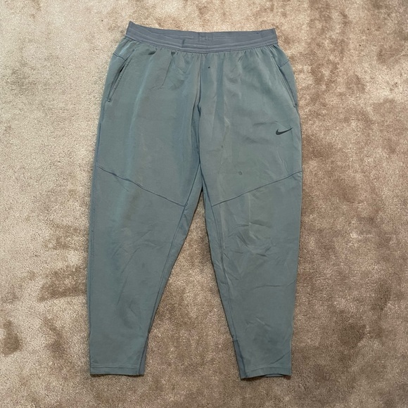 Nike Dri Fit Standard Fit Athletic Men’s Gray Sweatpants Joggers XXL - Picture 1 of 5
